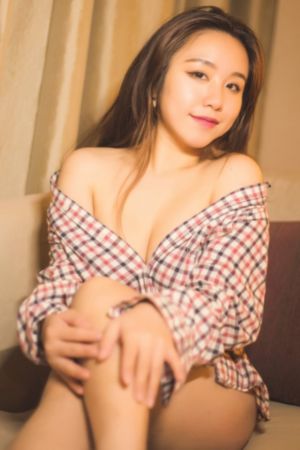 ass艳妇美女裸体pic_720完整版观看